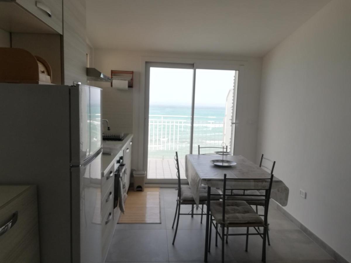 Attico Fronte Mare Apartamento Martinsicuro Exterior foto